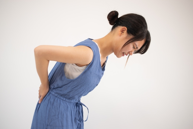 腰からくる臀部の痛みの原因について！！江東区大島の整骨院